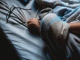 How Choosing The Right Bedsheet And Bedding Can Help You With A Good Night   s Sleep