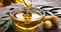 Winter Skin Care Tips: सर्दियों में ड्राई स्किन से रहते हैं परेशान, तो करें इस तेल का इस्तेमाल, सॉफ्ट हो जाएगी त्वचा