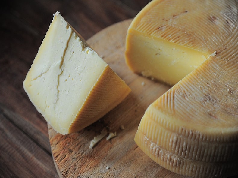 At Risk Of Diabetes? Choose Your Dairy Products Carefully, Here's Why