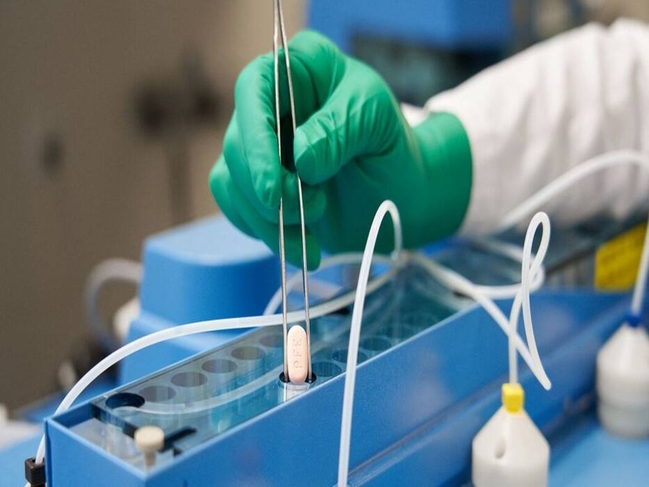 Pfizer's COVID-19 Pills Paxlovid Gets Nod From FDA: Possible Side Effects And Other Details of This Oral Antiviral Drug