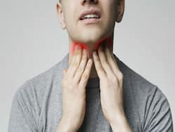 Home Remedies For Tonsillitis: सर्दियों में जब बढ़ जाए टॉन्सिल की समस्या तो आजमा सकते हैं ये 3 घरेलू उपाय, मिलेगा आराम