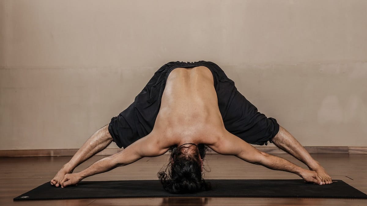 ​Yoga asanas for women dealing with PCOS, infertility and uterus issues |  Times of India