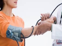 Anxiety During A Blood Pressure Test: This Finger Clip Device May Hep Prevent White Coat Hypertension