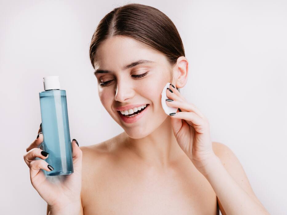 Winter Is Here! Up Your Skincare Game This Season With These Simple Steps