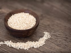 Sesame seeds in Hindi: तिल के फायदे, औषधीय गुण, लाभ और नुकसान