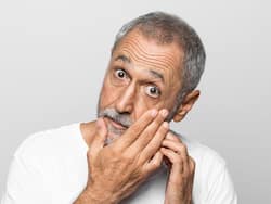 आंखों को हेल्दी रखने के लिए डाइट में जरूर शामिल करें ये 6 फूड, बुढ़ापे तक तेज रहेगी आंखों की रोशनी