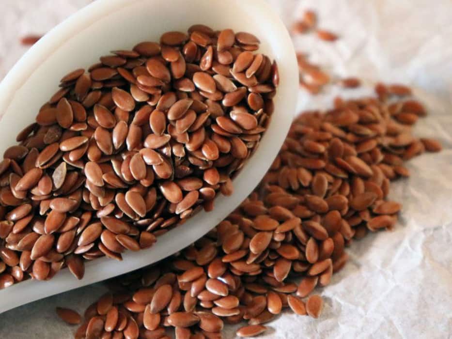 डेली रूटीन में खाएंगे ये 5 सुपरफूड्स तो कैंसर का खतरा हो जाएगा कम, जानें किन फूड्स से कम होता है कैंसर का खतरा