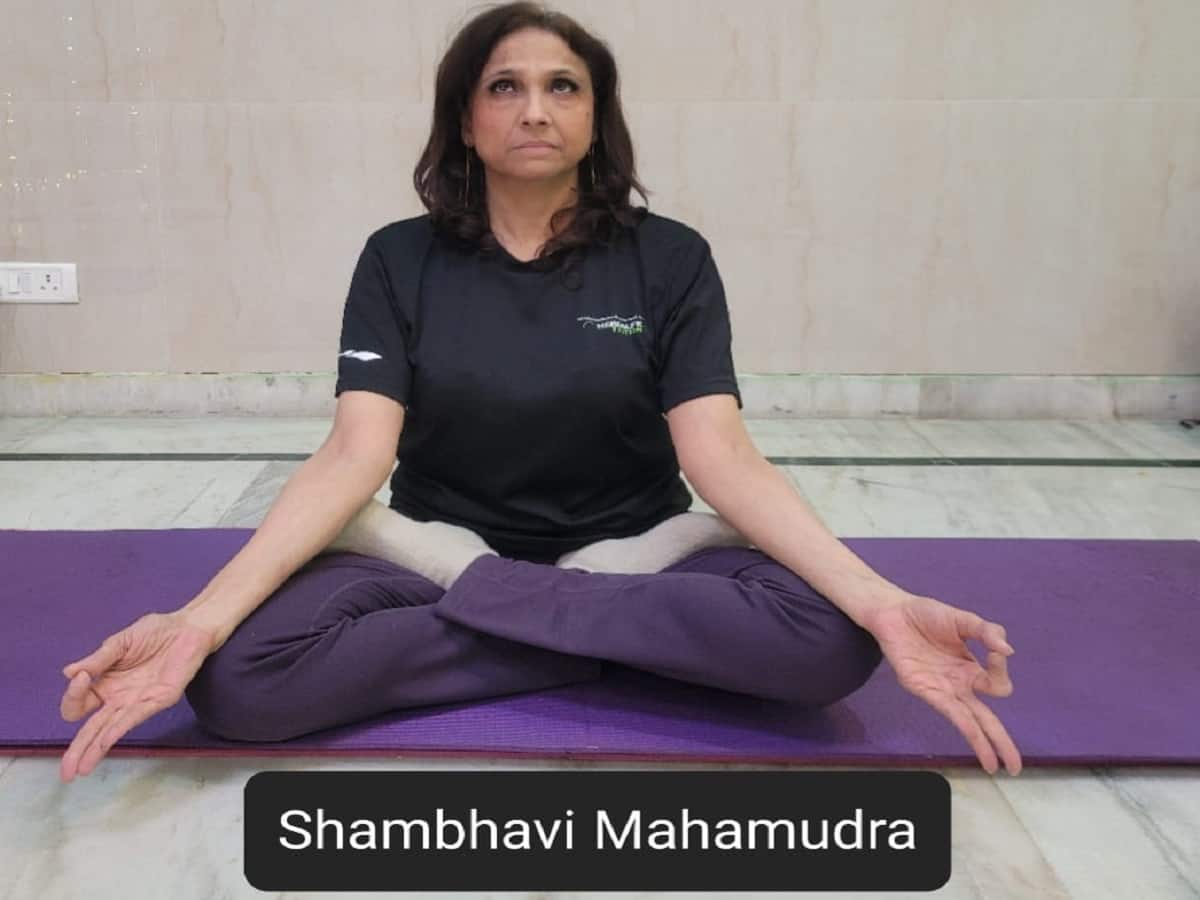 Yoga for menstrual cycle: 3 pelvic opening asanas to regulate periods |  HealthShots