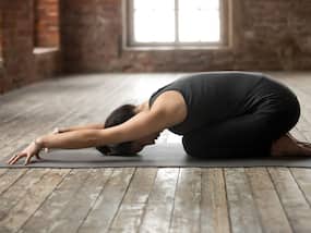 ईटिंग डिसऑर्डर क्या है जिसे ठीक करने में प्रभावी है ये 5 योगासन, जानिए Eating Disorder में योग कैसे मददगार है?