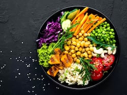 Diabetes Diet : थाली में चुन-चुन कर रखेंगे ये फूड्स तो कभी नहीं बढ़ेगा ब्लड शुगर! जानें पोषण से भरे फूड्स