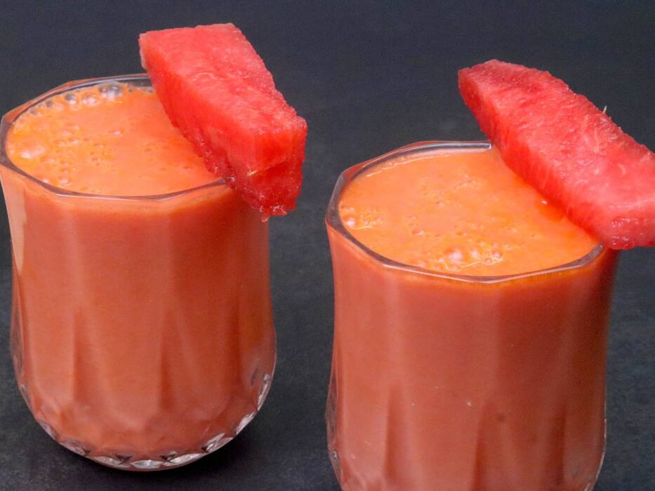 Watermelon and milk: दूध और तरबूज का एक साथ बिल्कुल न करें सेवन, सेहत को पहुंचा सकती है ये नुकसान