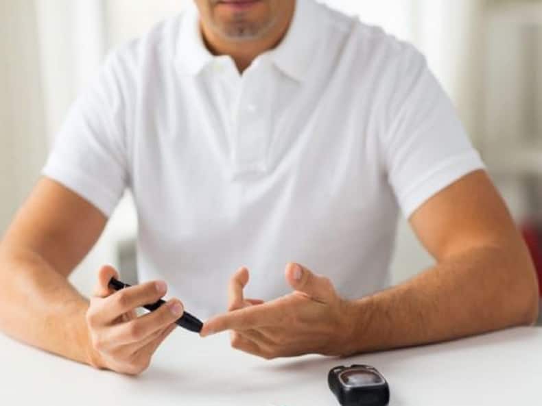 Foods that helps to control Blood Sugar Levels: गर्मियों में खाएं ये 5 कड़वे फूड्स, डायबिटीज रहेगी कंट्रोल में