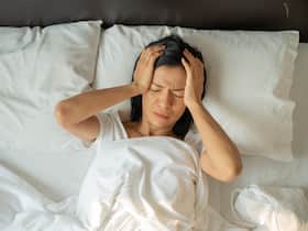 कैसे दिखते हैं औरतों में स्लीप एपनिया के लक्षण? डिटेल में जान कर करें इनकी पहचान