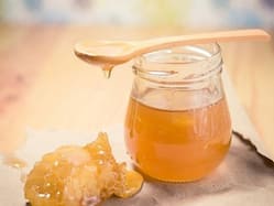 Honey, Nature   s Ultimate Healing Secret: Its Uses In Unani And Ayurvedic Therapies