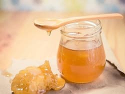 Honey, Nature   s Ultimate Healing Secret: Its Uses In Unani And Ayurvedic Therapies