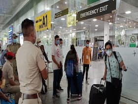 Wearing Masks Mandatory For Air Passengers: Violators Can Be De-Boarded
