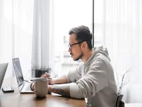 People Who Sit For Six To Eight Hours Daily Have 13% Higher Risk For Heart Disease, Early Death
