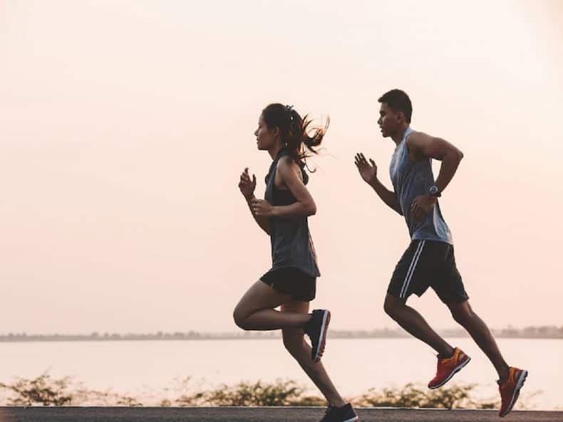 Stress Management Tips: स्ट्रेस हो रहा है आउट ऑफ कंट्रोल, तो करें ये 5 टिप्स फॉलो, नेचुरली कम होगा तनाव