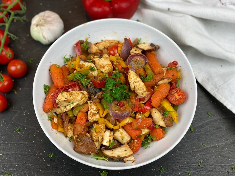 Healthy Dinner Tips: What To Eat And Avoid At Night