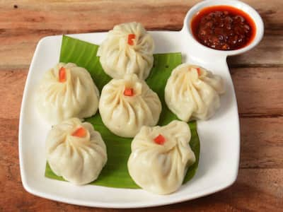 Why Must You Avoid Eating Momos In The Rainy Season?