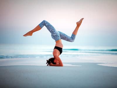 Feathered Peacock Pose (Pincha Mayurasana): How To Practice, Benefits And Precautions