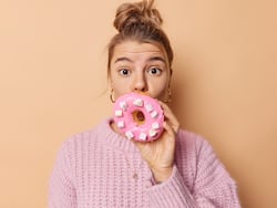 Addicted To Sugar? 6 Solutions To Get Rid Of It