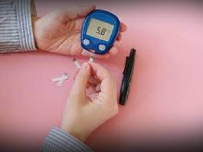 Blood sugar level Kitna hona chahiye 6 से 60 साल तक के लोगों का इतना रहना चाहिए Blood Sugar