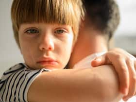 Separation Anxiety In Your Child: A Doctor Tells Signs, Causes And Ways To Cope