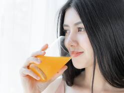 Add Fruit Juice To Your Diet For Glowing Skin And Beautiful Hair