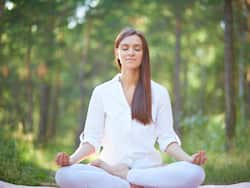 हाई BP और तेज हार्ट रेट बन सकती है हार्ट अटैक का कारण,मेडिटेशन से यूं बनाएं हार्ट को हेल्दी, एक्सपर्ट्स भी मानते है ध्यान की ताकत है बड़ी