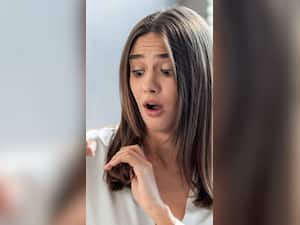 हेयर फॉल से बचाने वाली 7 आयुर्वेदिक हर्ब्स