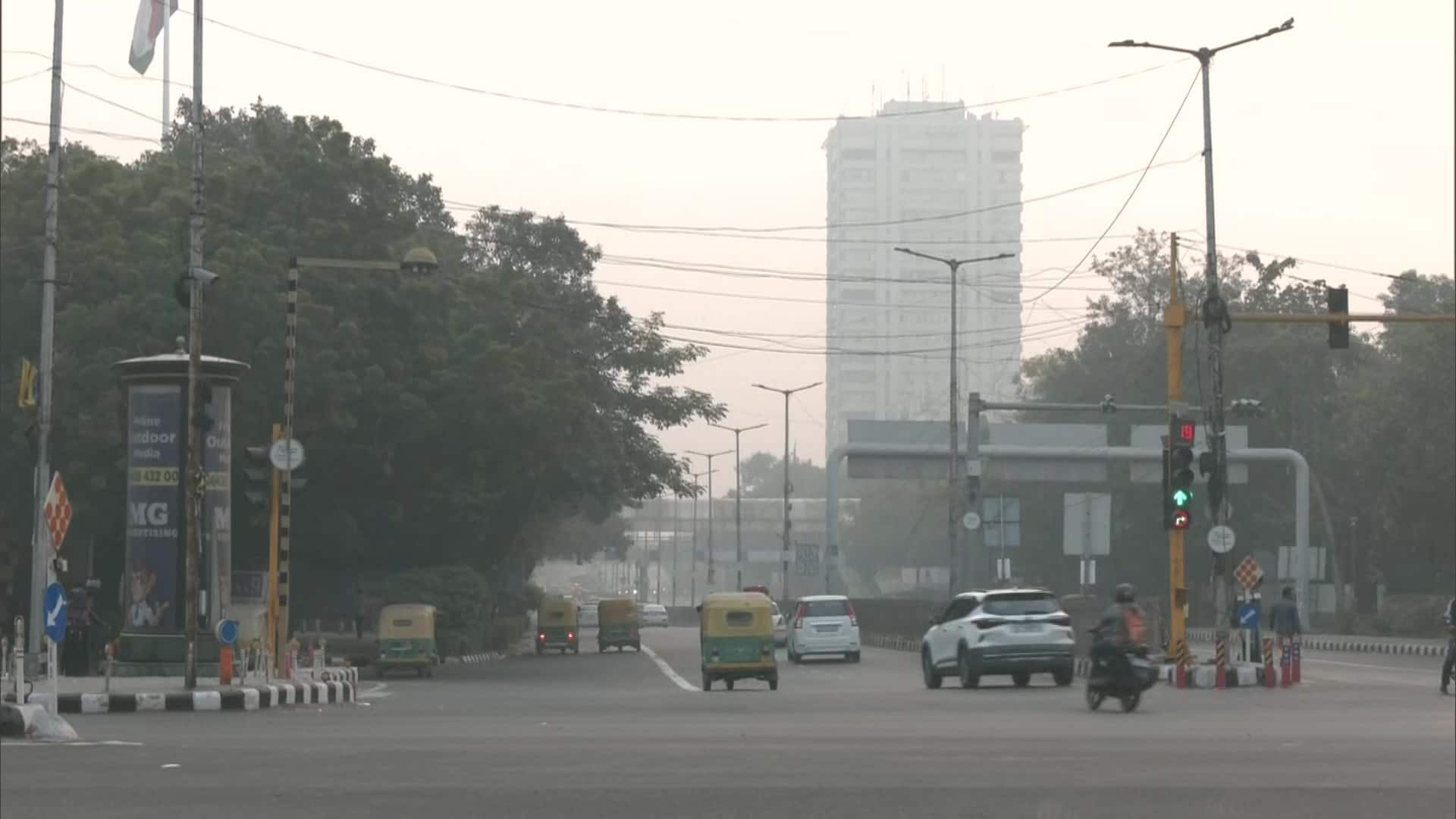 Delhi Pollution: Air Quality Continues To Remain In 'Severe' Category ...