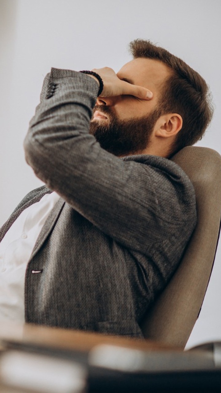 10 Ways Your Body Might Unconsciously Respond To Anxiety When You Are Not Stressed