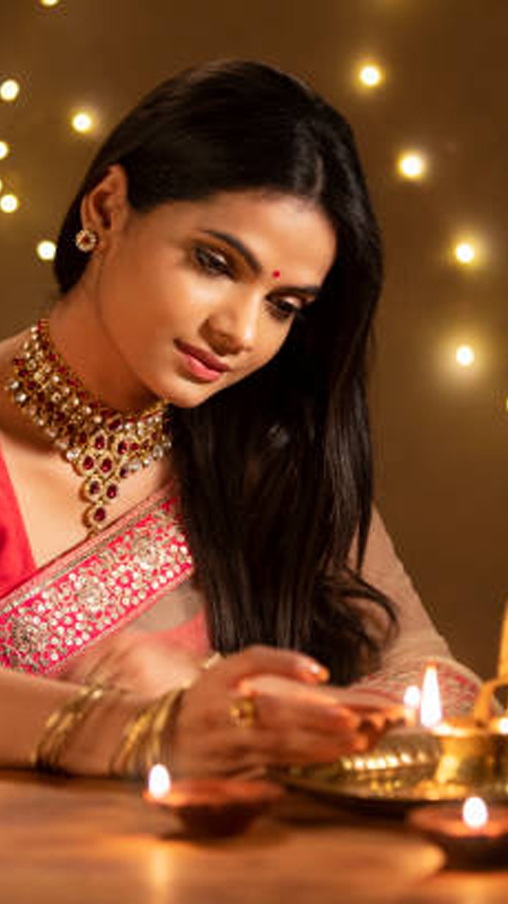 Diwali рдкрд░ рд╣реЗрд▓реНрджреА рдЧреНрд▓реЛ рдХреЗ рд▓рд┐рдП 8 рд╕реНрдХрд┐рди рдХреЗрдпрд░ рдЯрд┐рдкреНрд╕