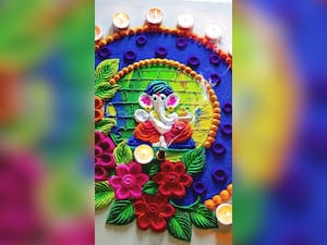 सेहत के लिए रंगोली बनाने के 8 फायदे