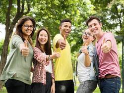 90% Of Gen Z Are Physically Active, But Bad Food Habits And Mental Health Issues Remain A Concern
