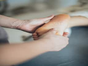 Warm Foot Massage: Benefits And Techniques One Must Know