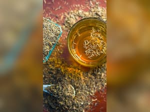 जीरा पानी पीने के 7 फायदे