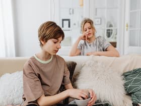Early Puberty Can Be Caused By Poverty, Emotional Disturbances: Studies Show Later Life Risks