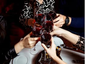New Year   s Eve Party: Why You Should Choose Wine Over Other Alcoholic Drinks?