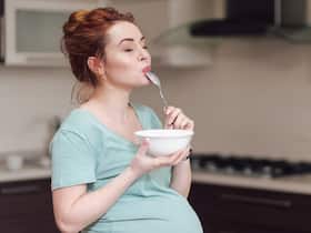 Pregnancy Diet: Be Mindful Of What You Eat As Cravings Can Lead To Gestational Diabetes Pregnancy Diet: Be Mindful Of What You Eat As Cravings Can Lead To Gestational Diabetes