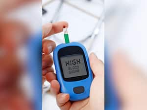 सर्दियों में इन 8 हर्ब्स से ब्लड शुगर करें कंट्रोल