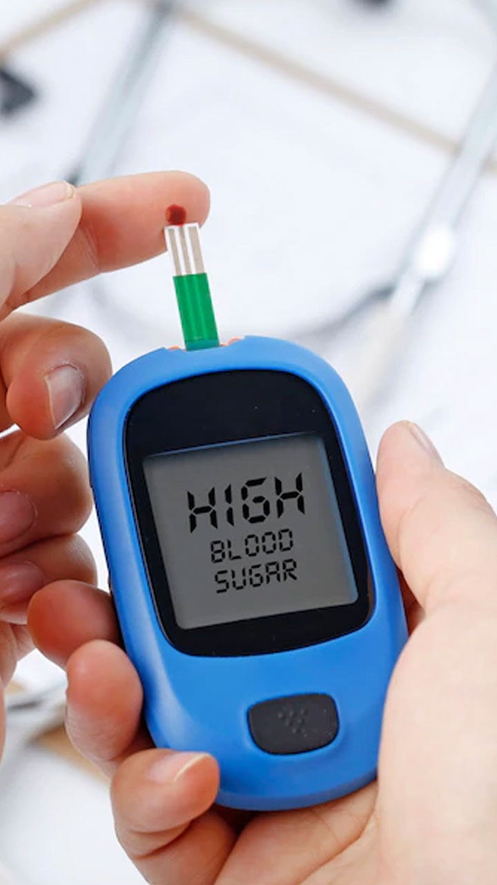 рд╕рд░реНрджрд┐рдпреЛрдВ рдореЗрдВ рдЗрди 8 рд╣рд░реНрдмреНрд╕ рд╕реЗ рдмреНрд▓рдб рд╢реБрдЧрд░ рдХрд░реЗрдВ рдХрдВрдЯреНрд░реЛрд▓