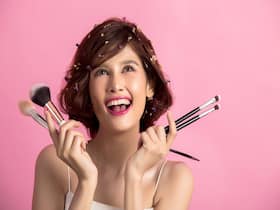 5 Makeup Trends We Should Retire As 2022 Comes To A Close