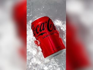 6 Side Effects Of Drinking Excess Diet Soda