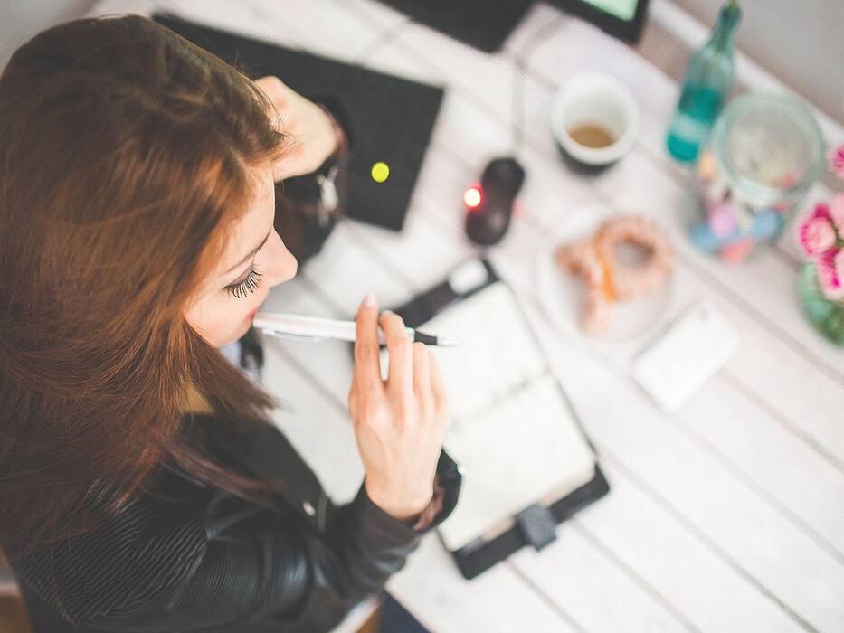 Having An Anxiety Attack? 5 Tricks That Can Instantly Soothe You