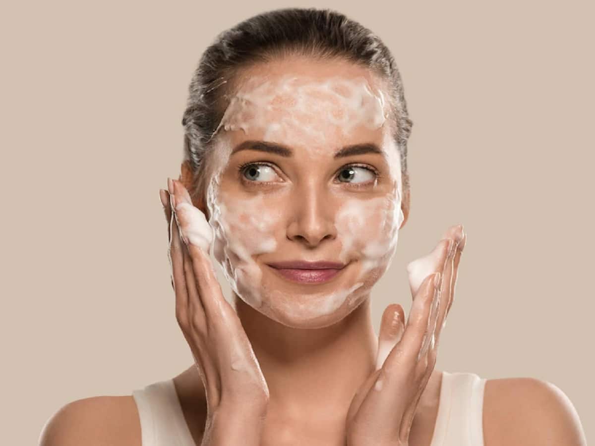 How Many Times Do You Wash Your Face In A Day? Face Wash Guide By Dr