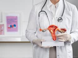 Cervical Cancer Awareness Month: महिलाओं को क्यों होता है सर्वाइकल कैंसर, एक्सपर्ट से जानिए लक्षण और उपचार