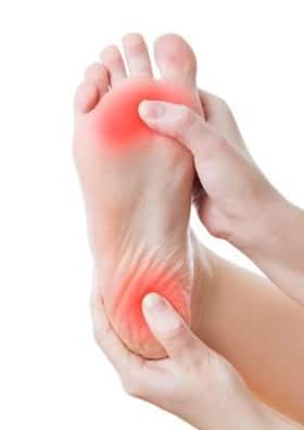 Diabetic Foot: 9 High Blood Sugar Symptoms That Your Feet May Show Up