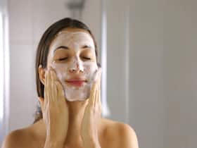 How Many Times Do You Wash Your Face In A Day? Face Wash Guide By Dr Rashmi Shettyra How Many Times Do You Wash Your Face In A Day? Face Wash Guide By Dr Rashmi Shettyra